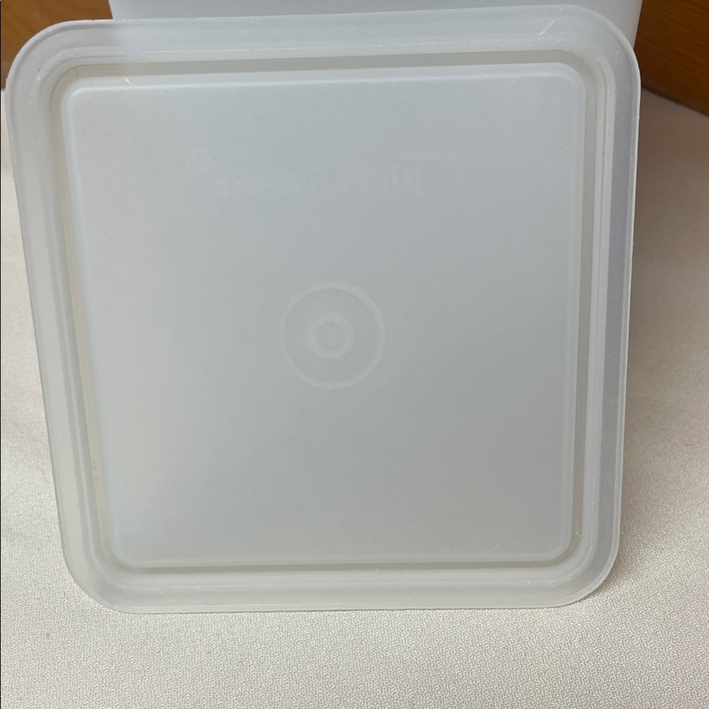 Vintage Tupperware Translucent Kitchen Storage Container - Picture 11 of 16